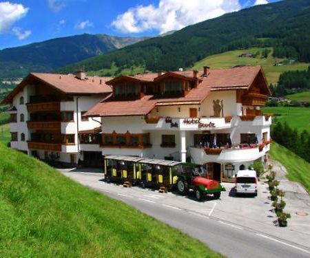 Hotel Stolz Matrei am Brenner Exterior photo