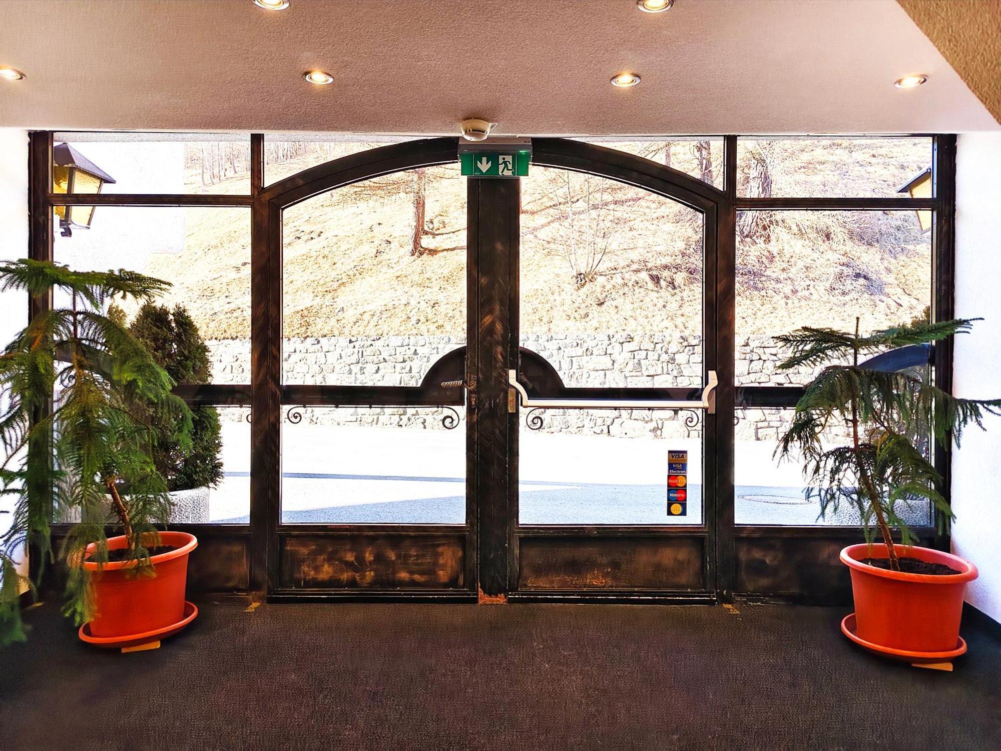 Hotel Stolz Matrei am Brenner Exterior photo